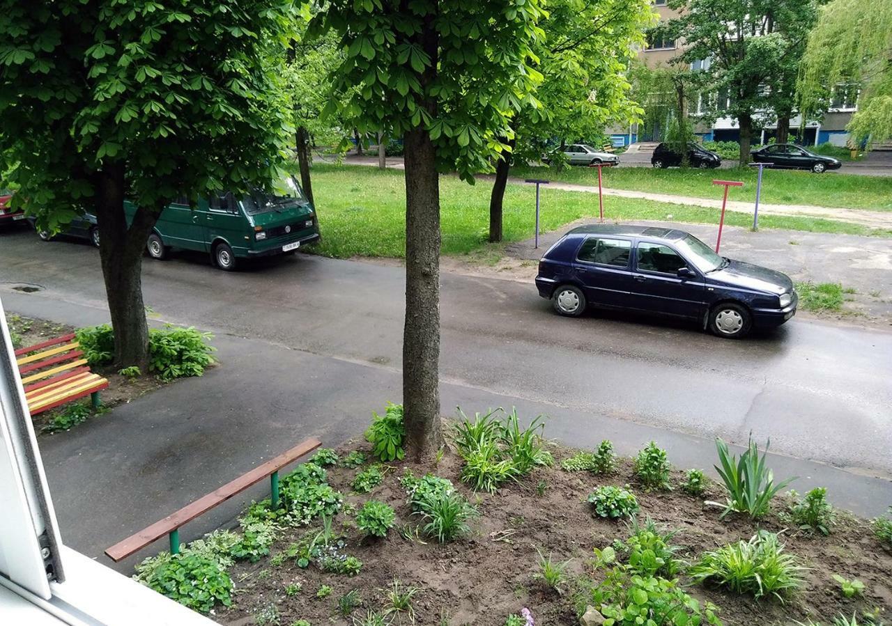 Ferienwohnung Уютная, Благоустроенная 2-Комнатная Квартира, Wifi Bobruisk Exterior foto